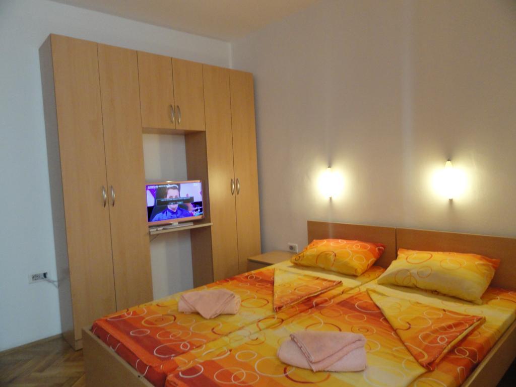 Apartments Mare Budva Zimmer foto