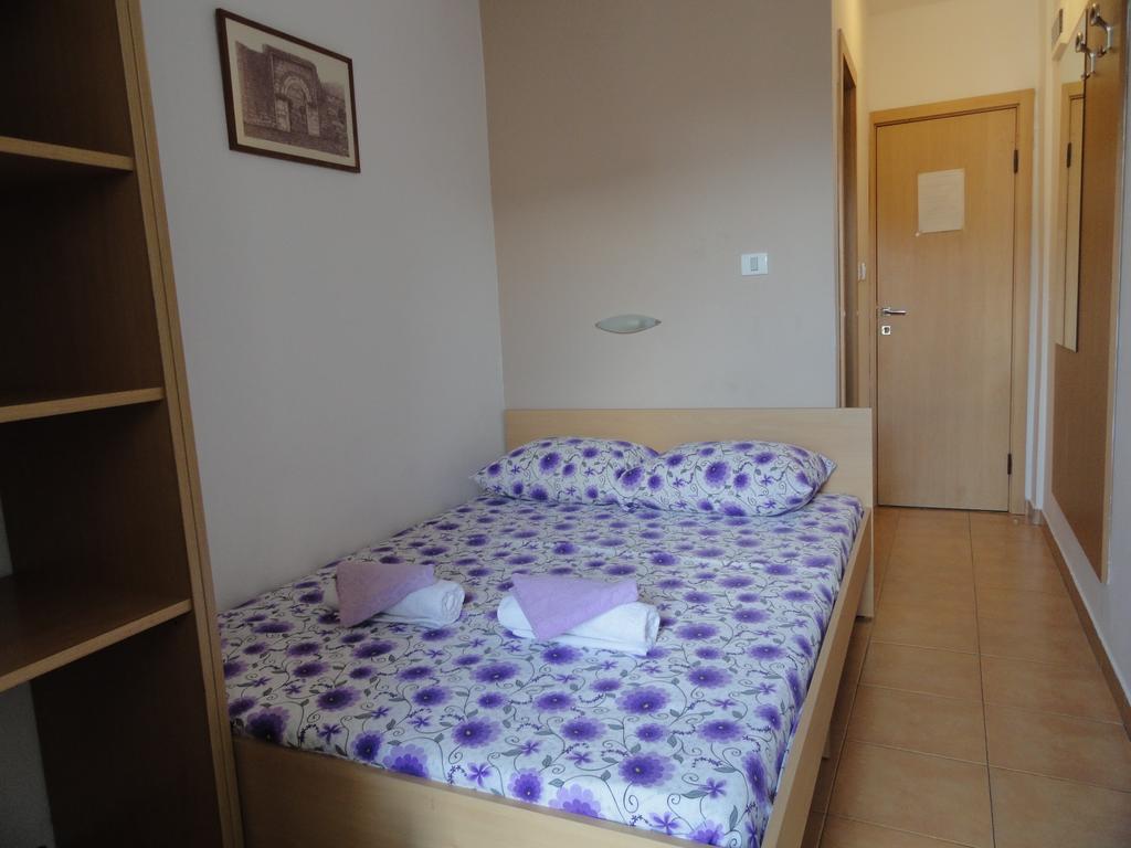 Apartments Mare Budva Zimmer foto