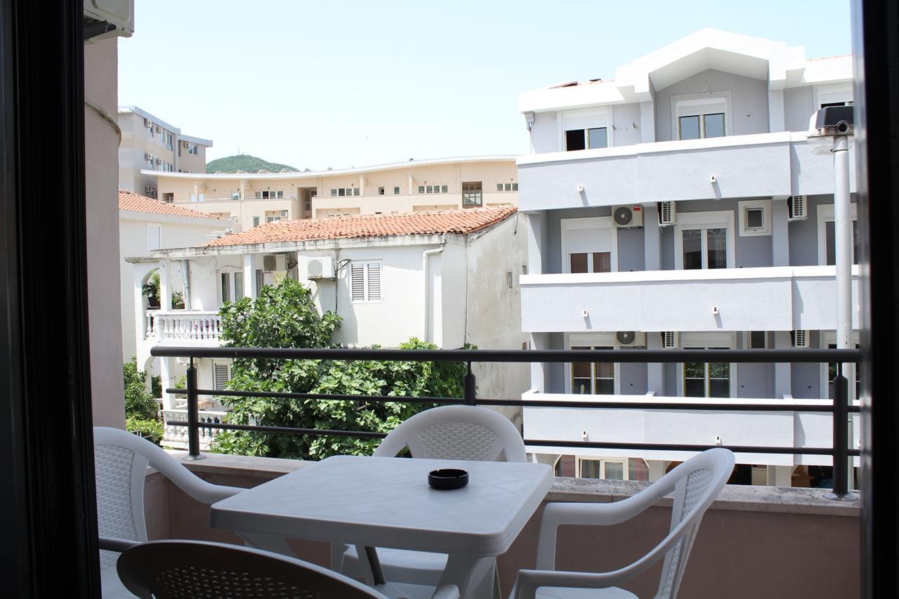Apartments Mare Budva Zimmer foto